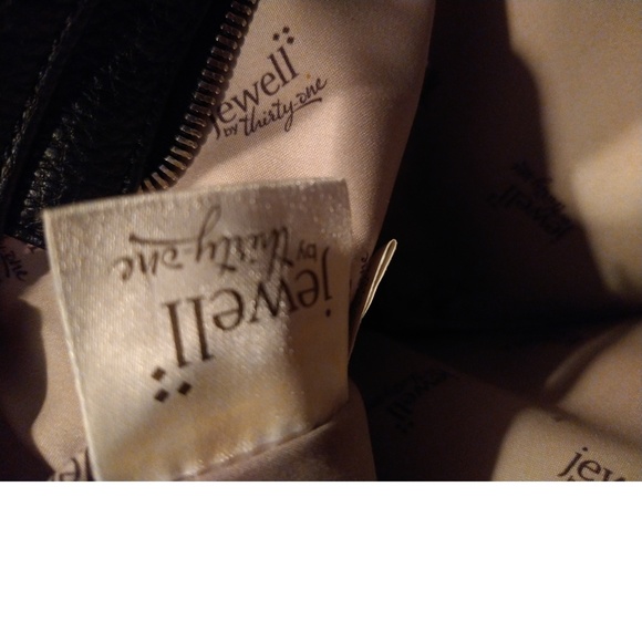 VERY NICE JEWELL BY THIRTY ONE BLACK & WHITE HANDBAG - NICE - Picture 7 of 8